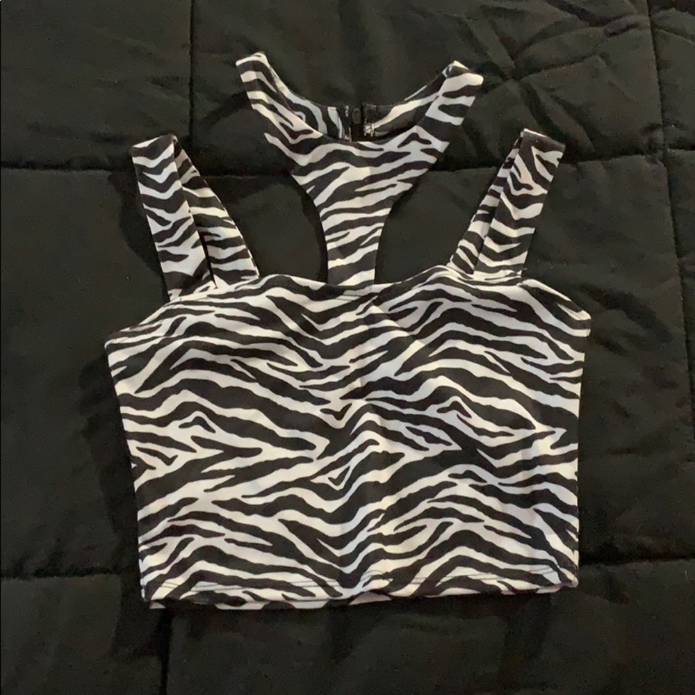 Zebra crop top